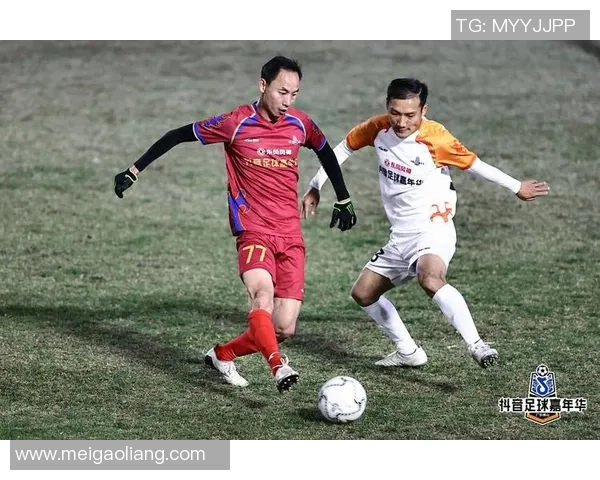 深圳足球队在足球节奏排行榜中荣登第十名展现出强劲实力与潜力 深圳足球队在足球节奏排行榜中荣登第十名展现出强劲实力与潜力